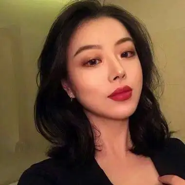 成熟气质御姐范头像高清真人