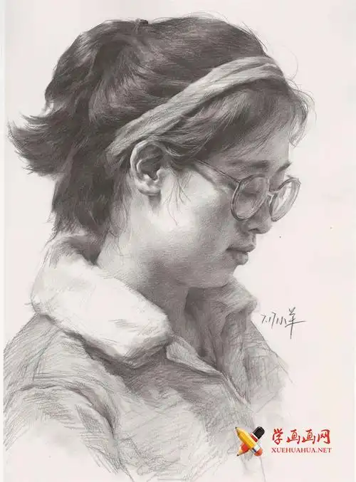 戴眼镜的年轻女子素描头像画法临摹素材__素描头像_人物素描_学画画网