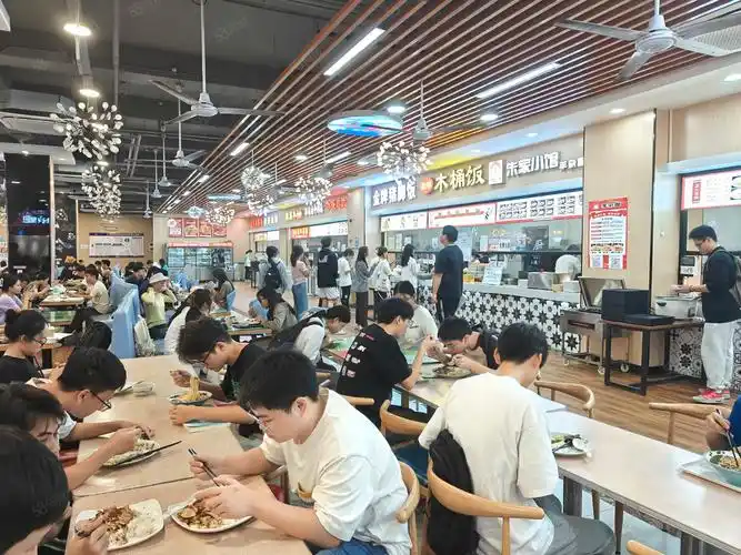 查看全部图片(11张)位置 - 端州区 - 新东 肇庆学院-肇庆市端州区交通