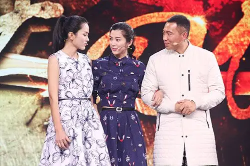 《大刀记》明日首播 王珂挑梁家乡开年大戏