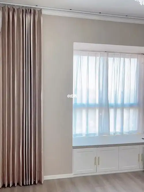 没有预留窗帘盒窗帘怎么装