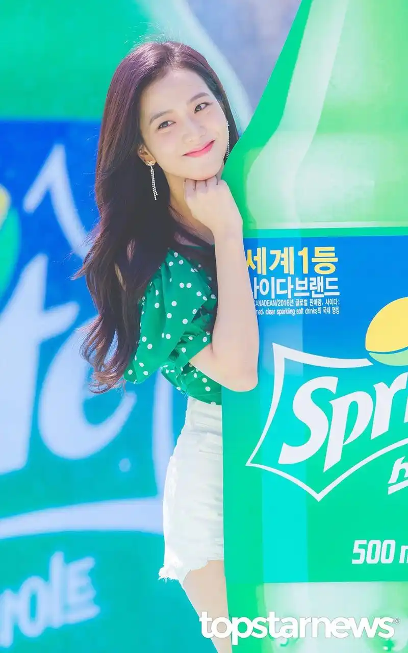 闷热的午后,请打开blackpink的雪碧广告!清走一切炎热的清凉魅力