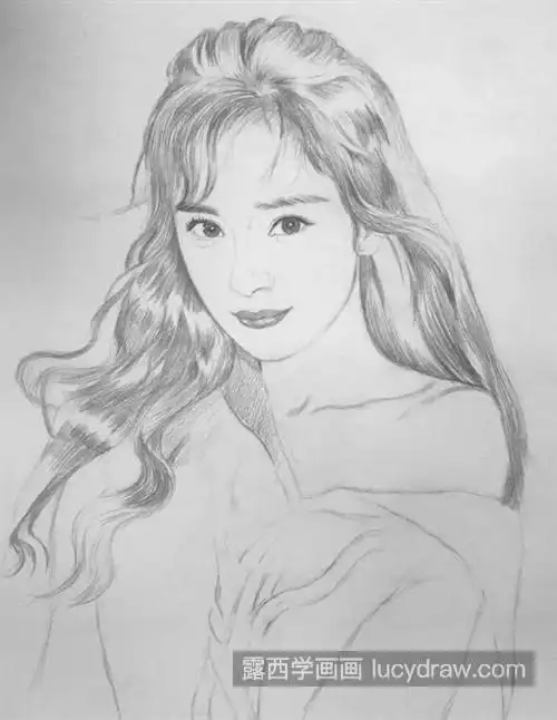 大明星杨幂怎么画?有哪些绘画步骤?