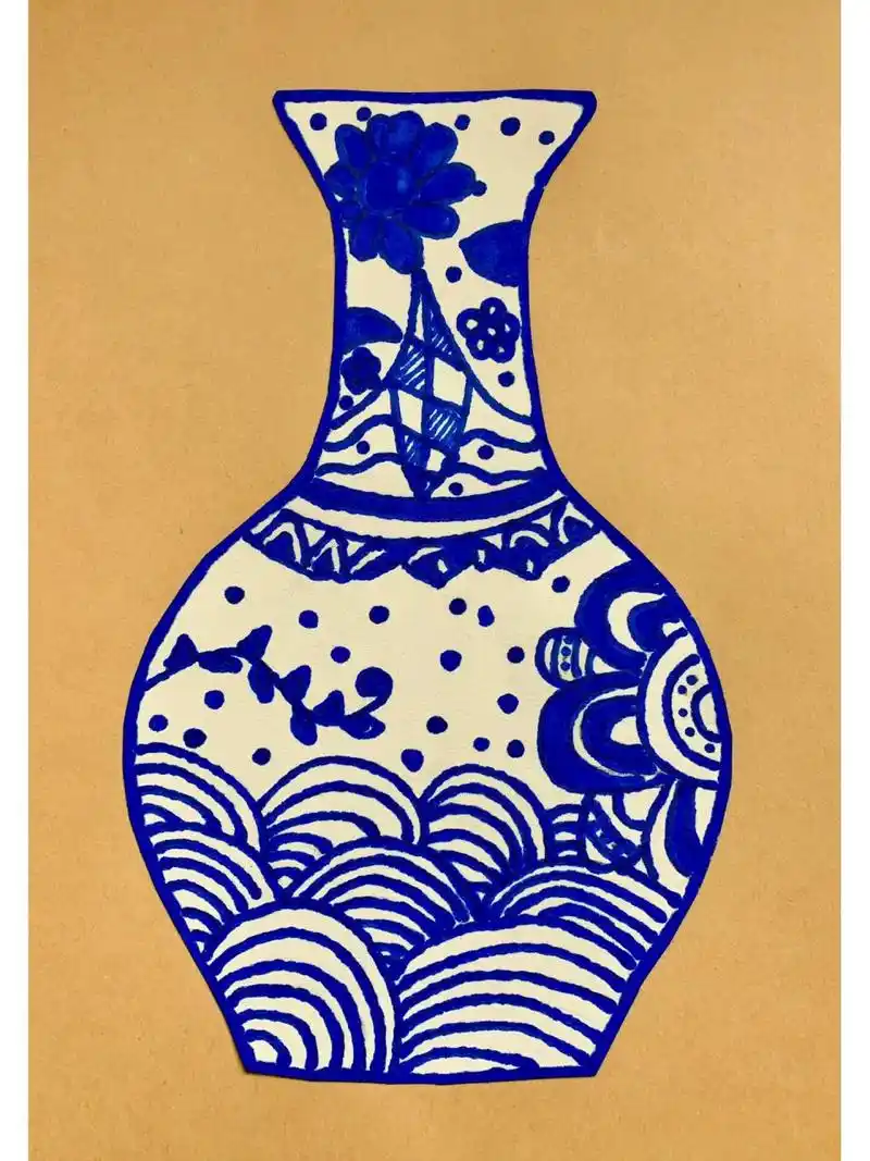 小学生作品  小学三年级,四年级的绘画作品,青花瓷创意儿童花瓶