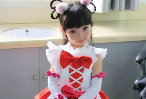 神奇的孩子小彤宝曲函庭资料微博 中华小厨娘真会做饭吗