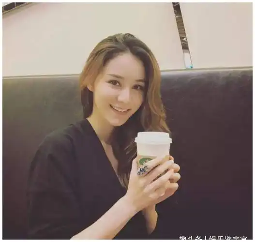 林峰老婆张馨月假怀孕?晒自拍却未见孕妇状态,网友直呼她机智