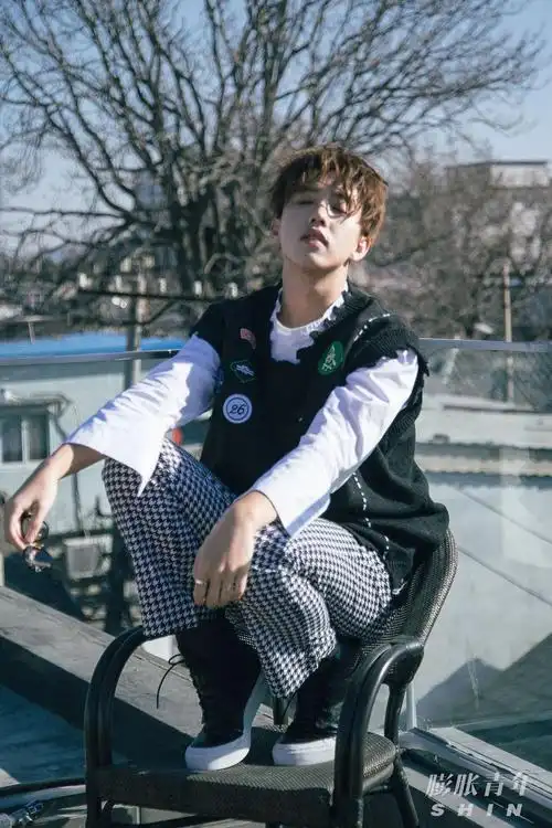 马闻远大胆玩转街头视觉年轻就要认真变潮shin膨胀青年