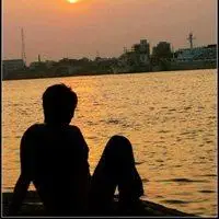 男生背影落日余晖伤感头像点击鼠标右键下载