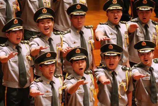 国家大剧院上演《我们的队伍向太阳》