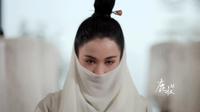 无法超越的惊艳瞬间:朱茵眨眼 青霞喝酒.