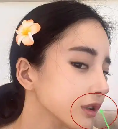 潘南奎晒侧脸照,意外露自己"缺点",网友:上嘴唇好厚_网易订阅