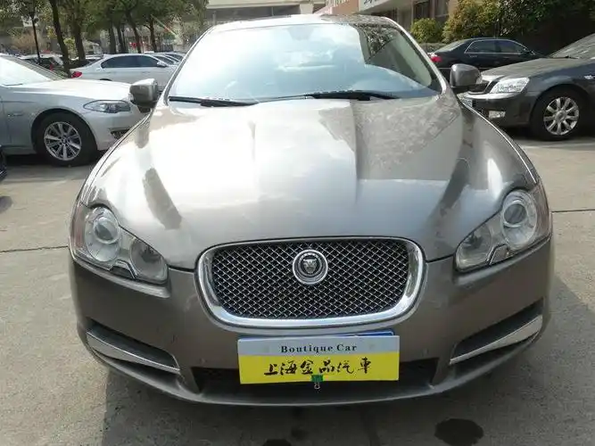 【上海】2009年8月 捷豹 xf 3.0 v6豪华版 香槟色 手自一体