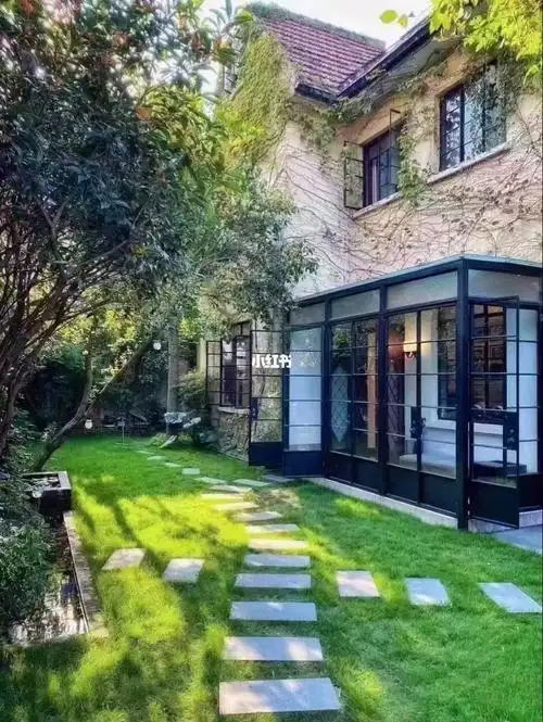 独栋花园洋房出售