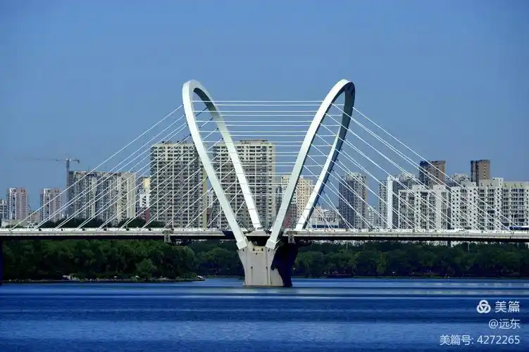 沈阳浑河风景一三好桥景.