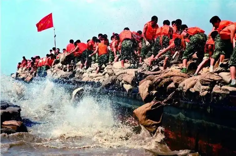 千年一遇洪水突袭郑州盘点中国历史上十二特大洪灾