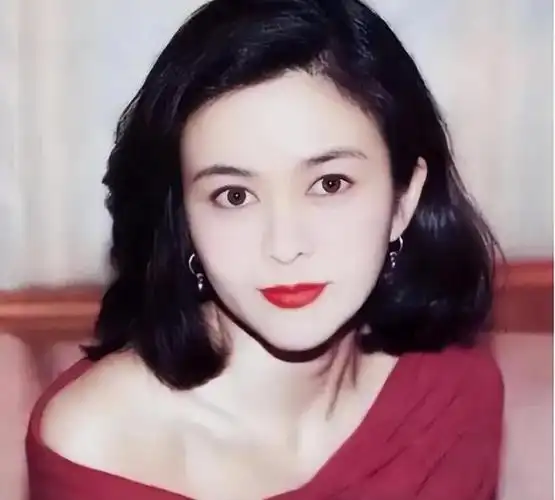 被"高尔夫球"断送前程的关之琳,竟是一场骗局|成龙|刘銮雄|马清伟