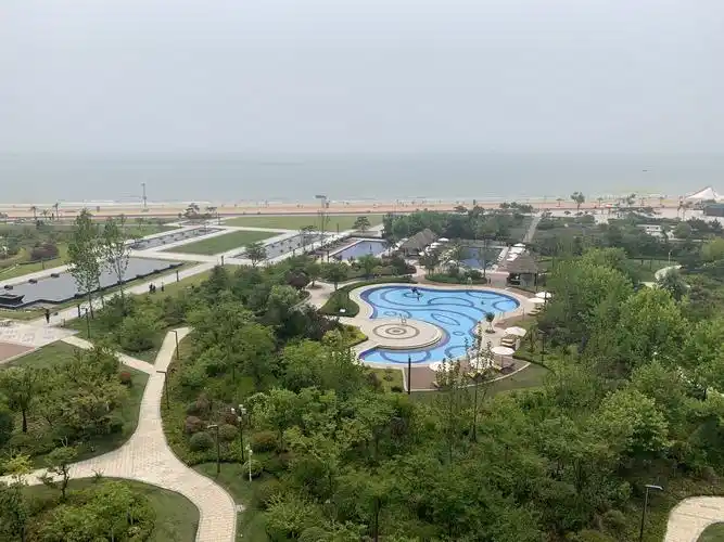 海景房阳台看楼下可以看到的风景