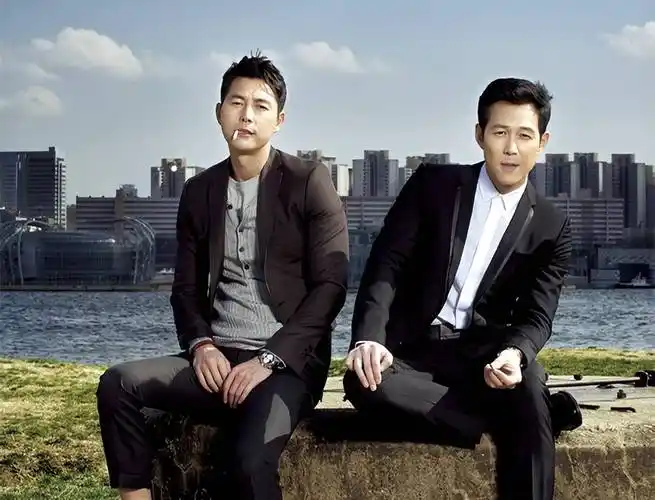 原创韩国顶级男神李政宰郑雨盛从日出城市到清潭洞夫妇