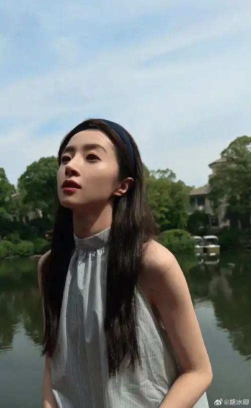 胡冰卿脸上的生命力##胡冰卿侧颜骨相