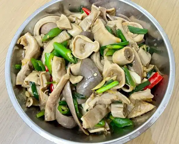 爆炒猪肚又脆又好吃一点也不腥香