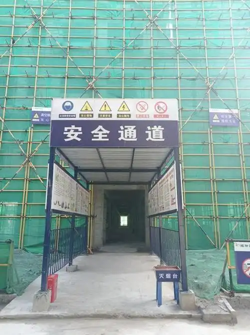 金银湖校区10号学生公寓项目入选武汉市10月份文明施工十优工地