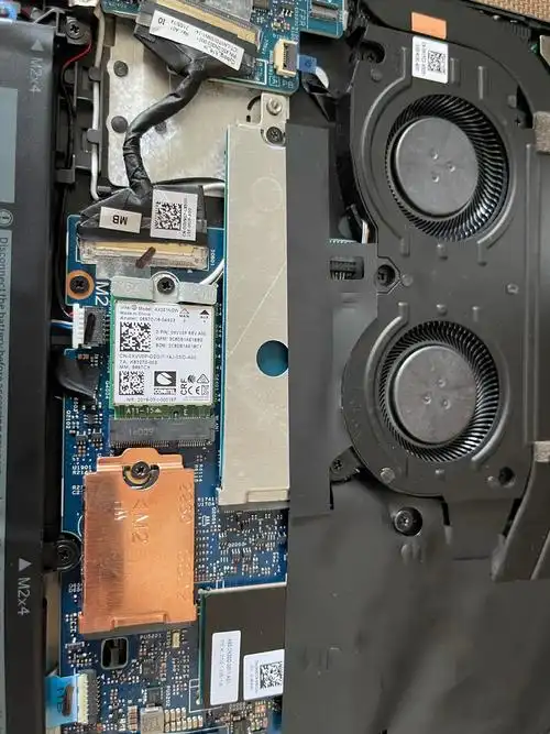 戴尔灵越 7610 16 plus第十一代英特尔酷睿i5,4g发烧级独立显卡,3k