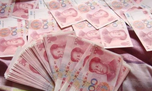 婆婆从农村带来一箱桃,送给邻居一袋,结果他又送了回来