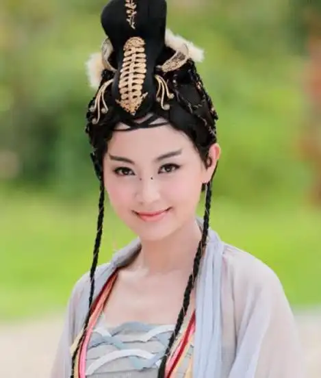 《天天有喜》6年后,白竹瑛换上"现代装",让男生充满荷尔蒙