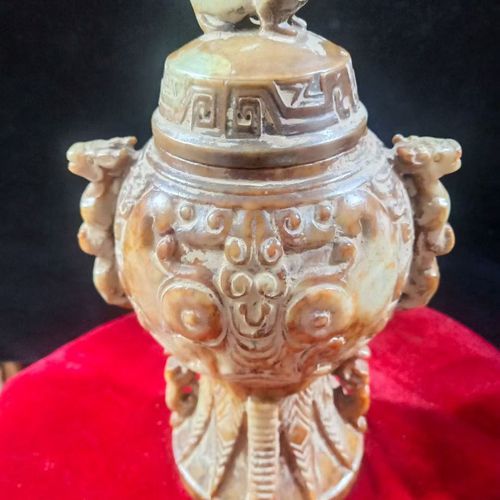 乾隆年制明清古玩古董玉石高古玉做旧岫玉老物件旧货香炉香薰摆件