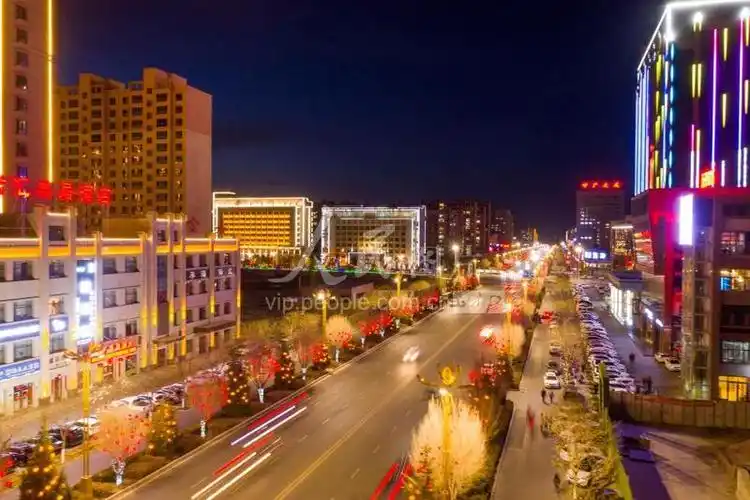 甘肃张掖打造城区春节灯展