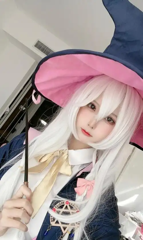 伊蕾娜cos怎么可以这么可爱我承认我确实心动了