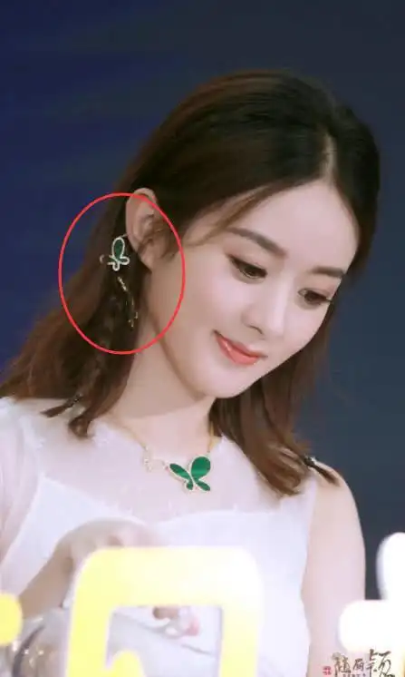 有一种发卡叫做赵丽颖的发卡,各种图形美出天际,别人一戴准丑!