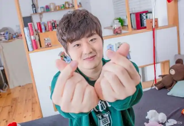 bang完美诠释画报先生诸多lol迷妹已被帅哭