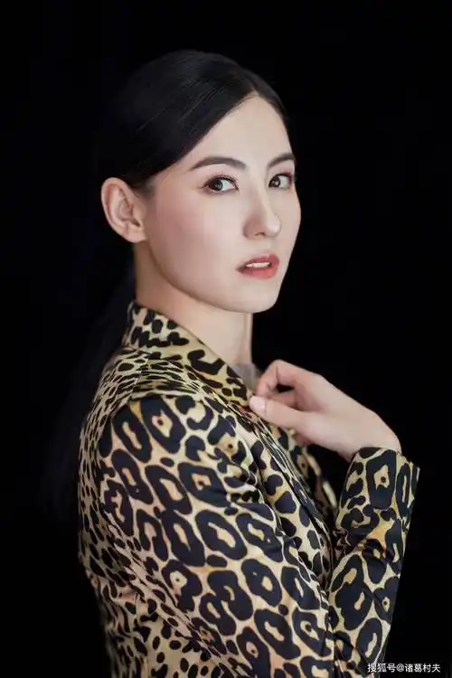 张柏芝才是真尤物!饱满性感韵味十足!