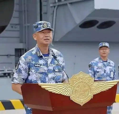 航母首次开放为何选择香港?辽宁舰舰长告诉你
