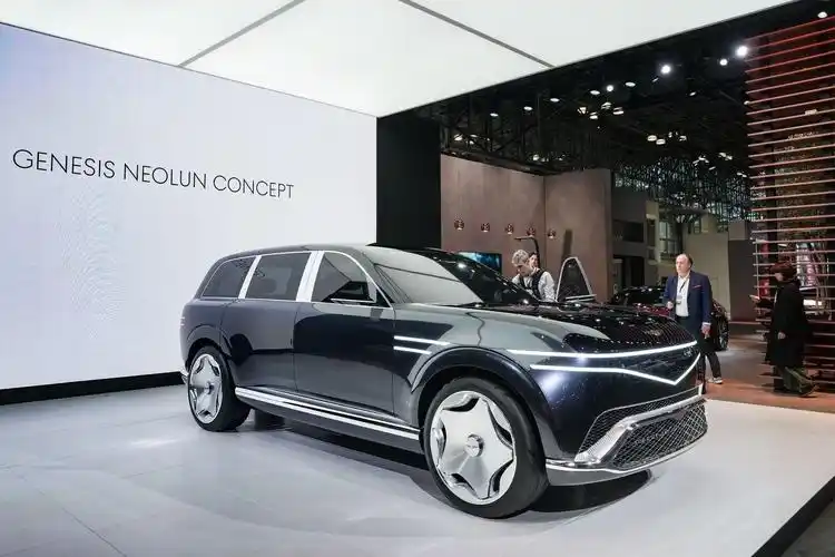 纽约车展捷尼赛思neolun概念车与magma高性能系列全球首秀