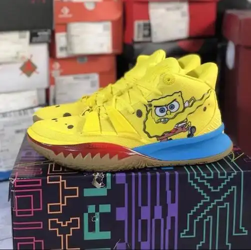 欧文上脚 kyrie 7!全新海绵宝宝联名首度曝光!