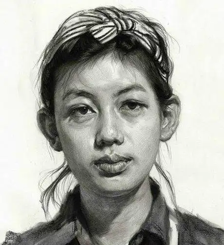 漂亮的女青年素描头像正面