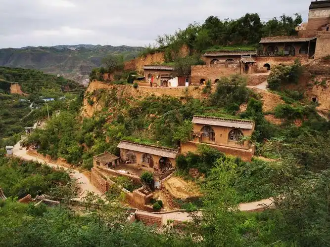 黄河岸边千年碛口古镇,李家山村