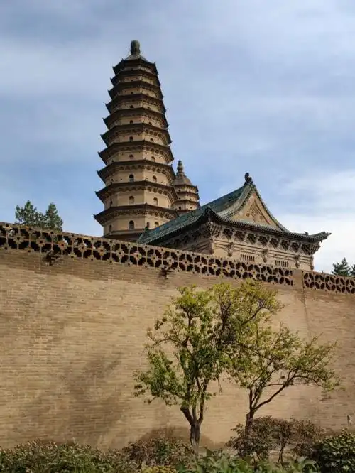 雨后的山西太原