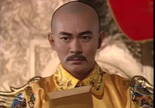 58岁tvb一代小生晒浴照引关注,肌肉线条明显,魅力不减当年|江华|小生