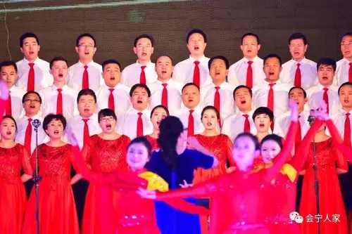 会宁县财税系统合唱团比赛的曲目是《时代号子》,《复兴的力量》