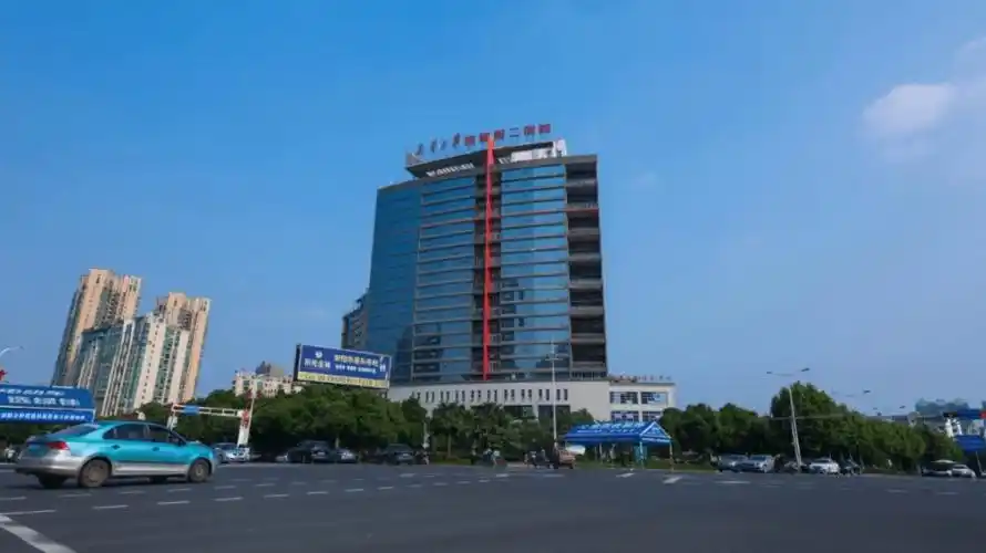 金钟环球中心丨金钟府邻近南华附二,市中心医院,时时刻刻为父母的健康