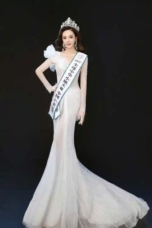 张孟莉荣获2021全球中华小姐大赛中国广东冠军