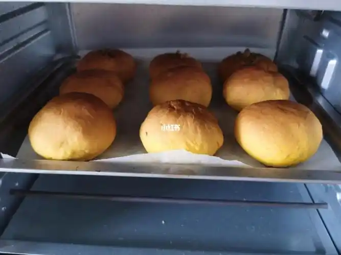 热情于尝试做各种面包蛋糕