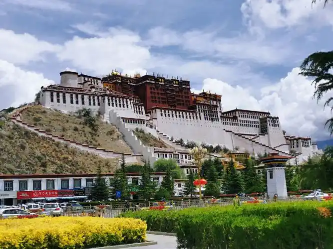 也是在拉萨必去之地,网上攻略太多不再赘述,强烈建议大家这两个景点要