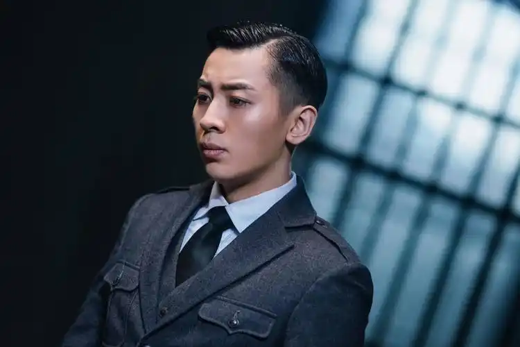 2011年开播的中低阶层题材美剧_有关夜总会题材的电