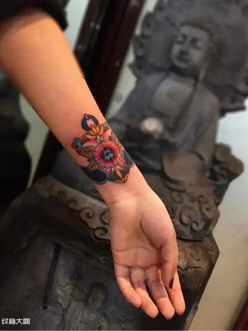 手腕遮盖疤痕_纹身图案手稿图片_十七的纹身作品集