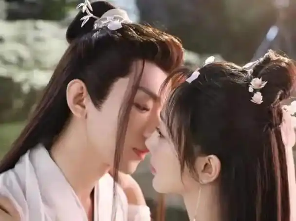 成毅的荧屏之旅:《琉璃》热血,《沉香如屑》多角挑战,法治题材《底线