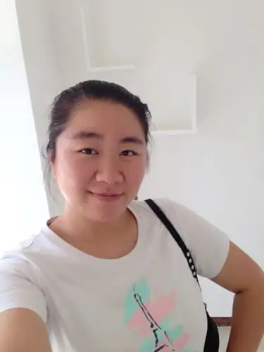 求帮助!大胖脸,适合中分吗?